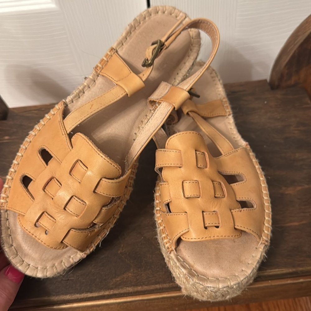 Soludos Tan Leather Woven Espadrille Sandals - Picture 4 of 8